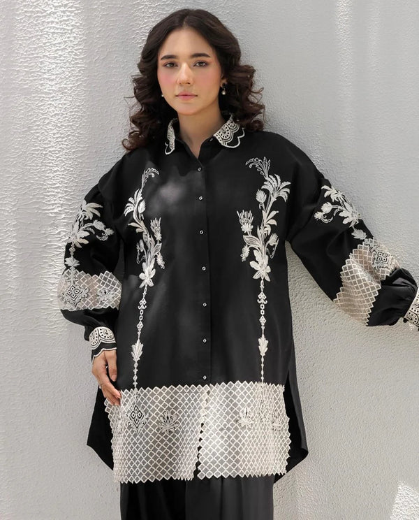 Amira