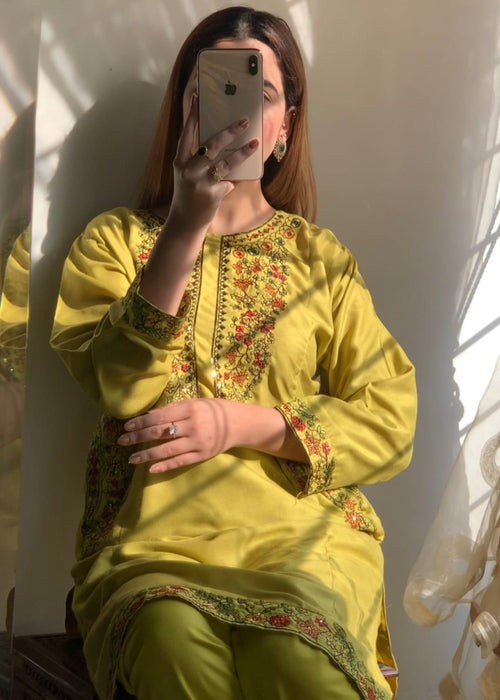 Amber Elegance 2Pc